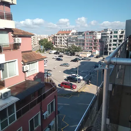 דירה Dani פומורי