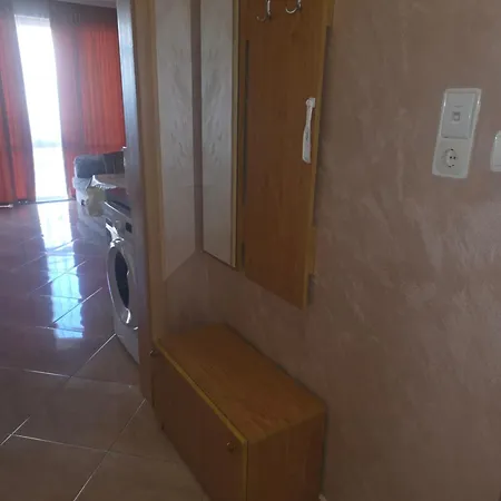 Dani Apartman *