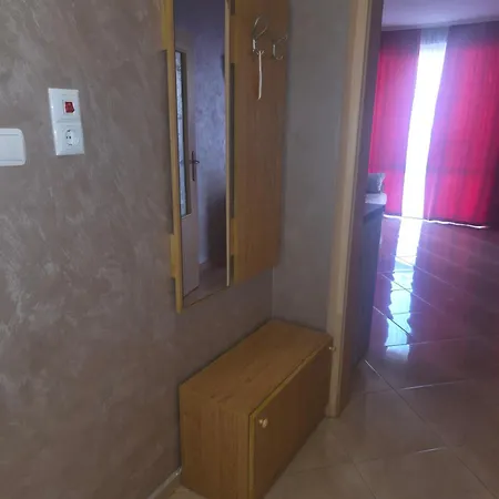 Dani Apartman *